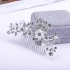 Wholesale of Amazon's best-selling European and American popular bridal hair combs, floral rhinestones, pearl combs, and fashionable alloy headwear details Picture